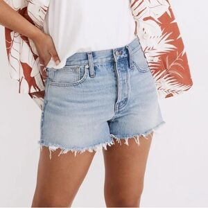 Madewell Relaxed Denim Shorts in Rosemount Wash Destroyed Hem Edition